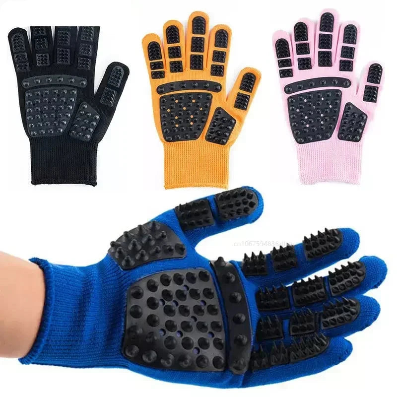 Cat & Dog Hair Brush Gloves – Convenient Grooming and Bathing Solution